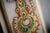 Jedinečné indické šperky maľované zlatou farbou na mramore, zelená pasparta