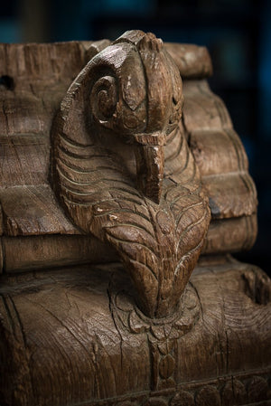 Starožitný dekoračný fragment z teakového dreva