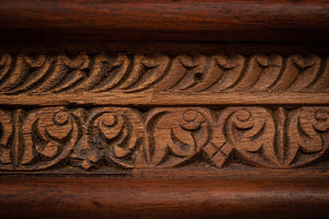 Drevený stolík Chola - antik
