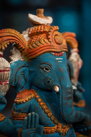Drevený, maľovaný Ganesha IV