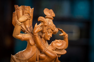 Drevený Krishna
